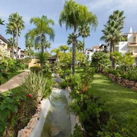 Tu Casa En Primera Linea De Playa De * Marbella